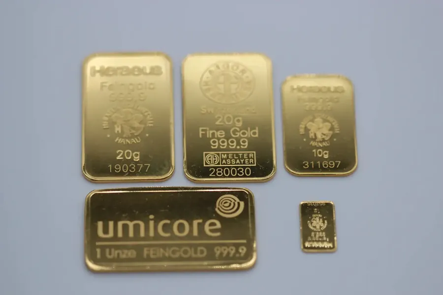 Lingotes o monedas de oro: qué debería comprar quien invierte